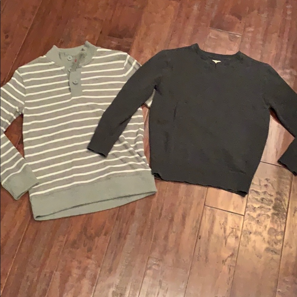 2 boys Sweaters Med 8/10